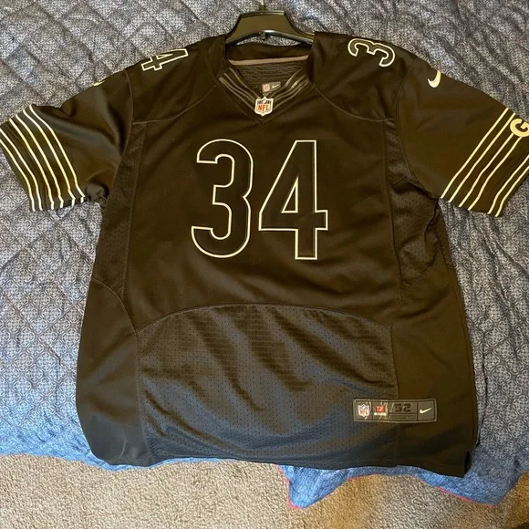 Nike #34 Chicago Bears Jersey - Picture 7 of 10